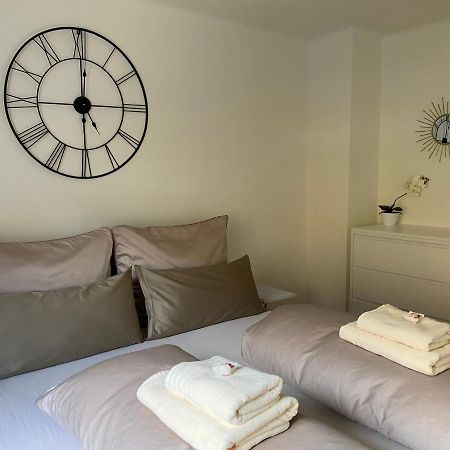 Gemuetliche Wohnung Mit Gartenblick Innsbruck Eksteriør bilde