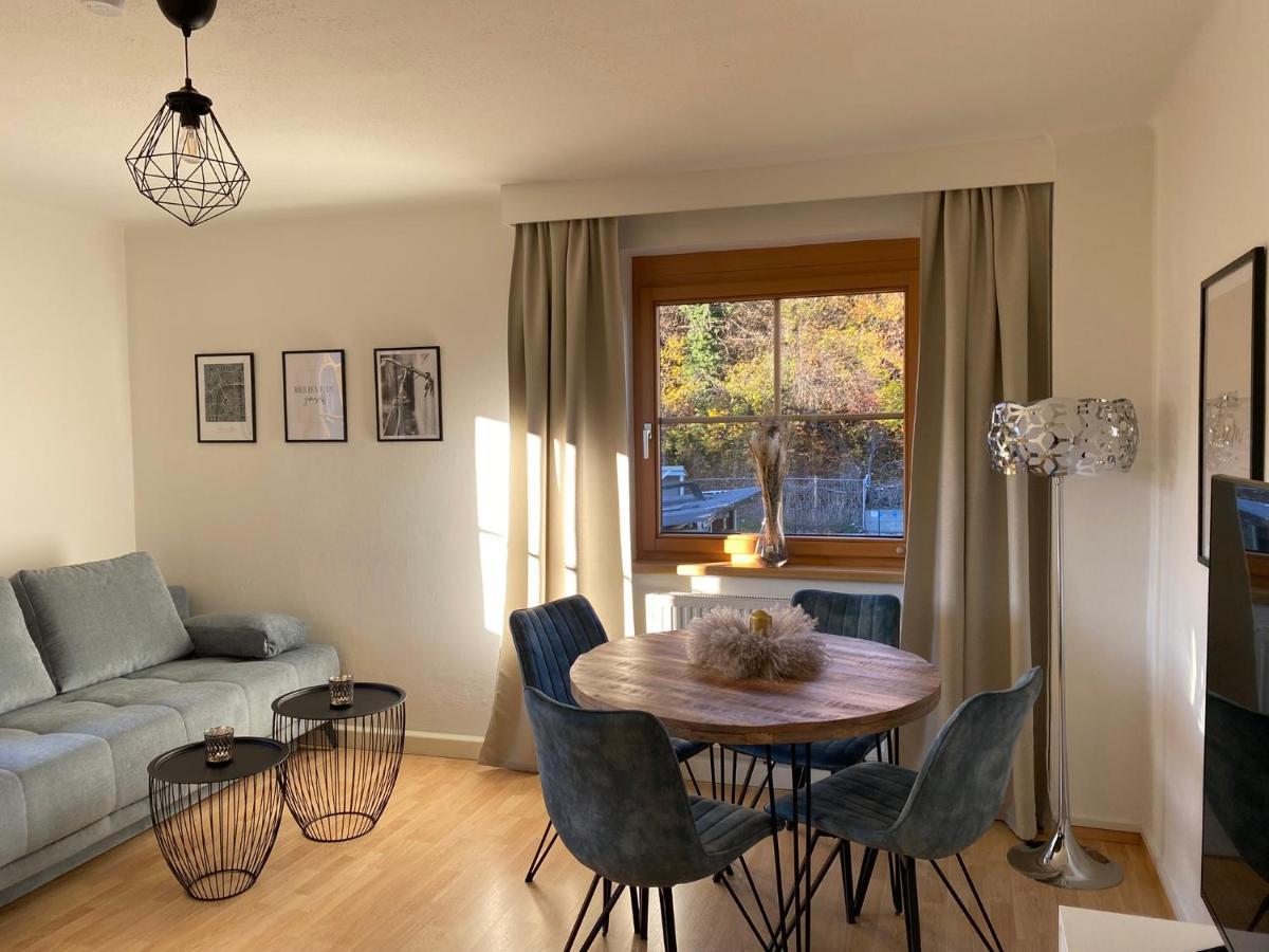 Gemuetliche Wohnung Mit Gartenblick Innsbruck Eksteriør bilde